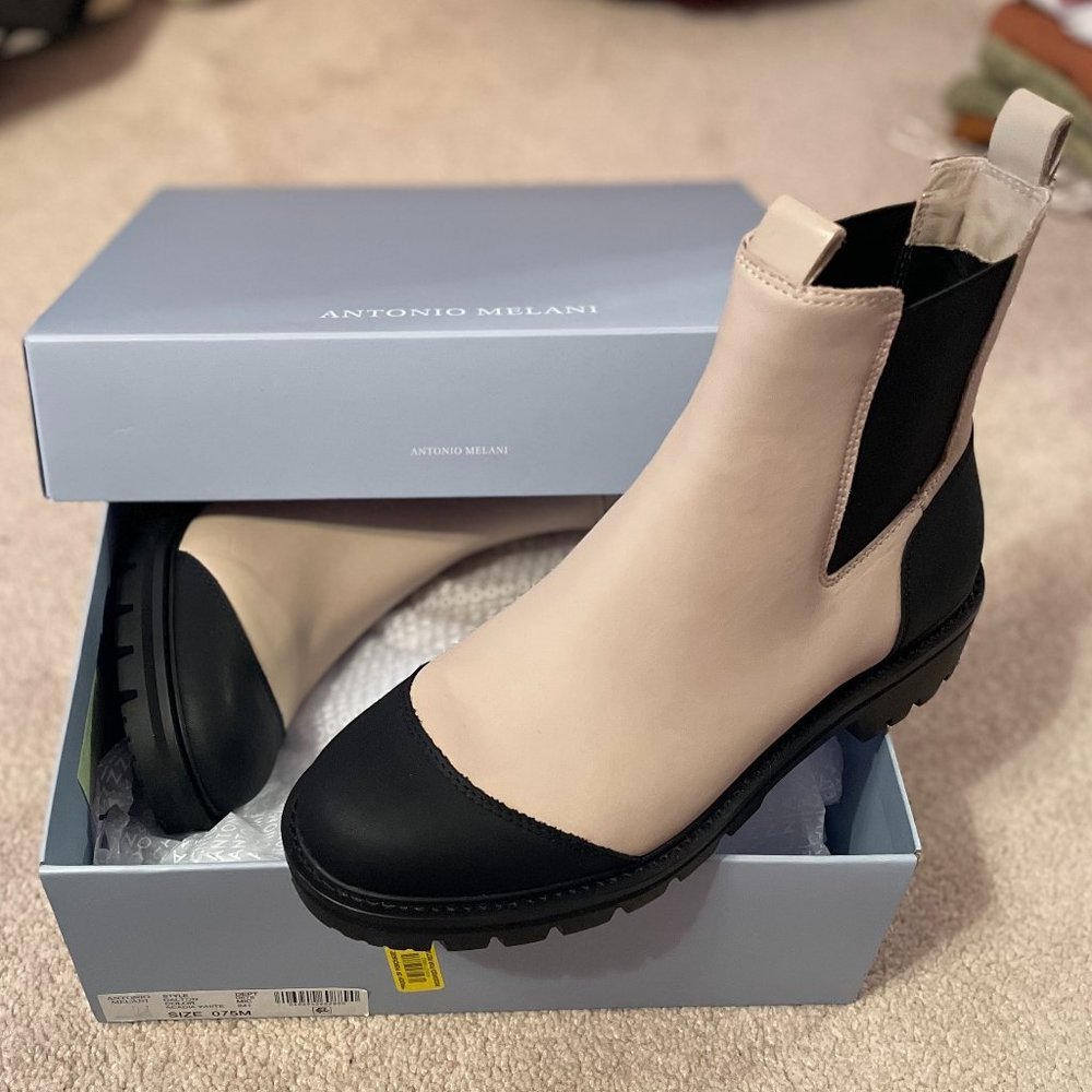 Antonio Melani Booties 7.5